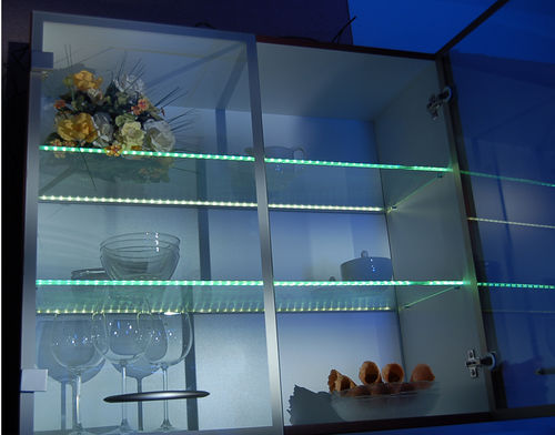 Thebo LED 71 Glasplatten-ALU Profil RGB